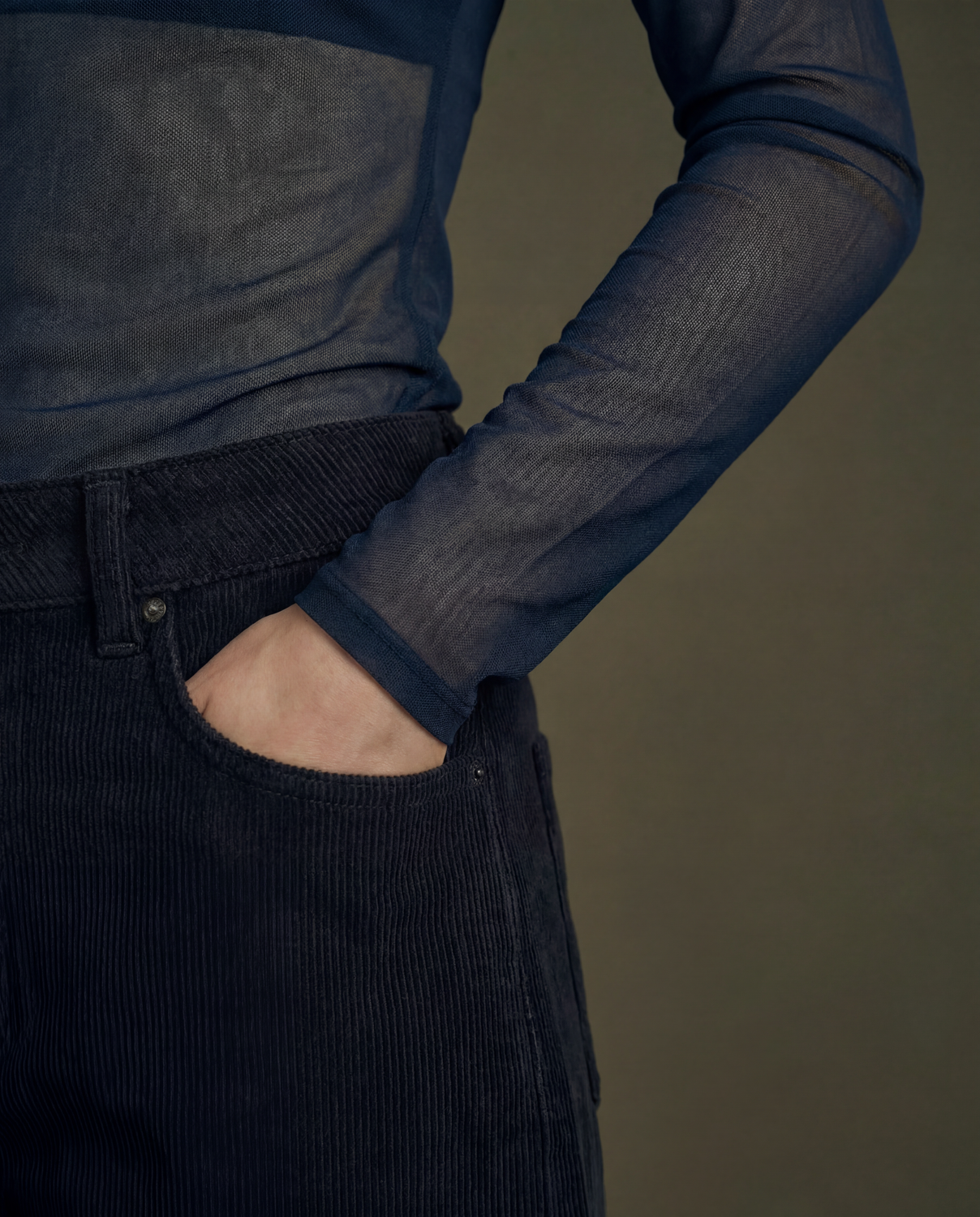model_shot-creative